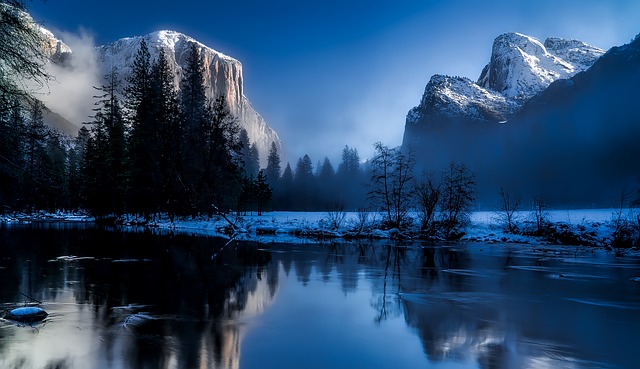 mountain in landscape photo