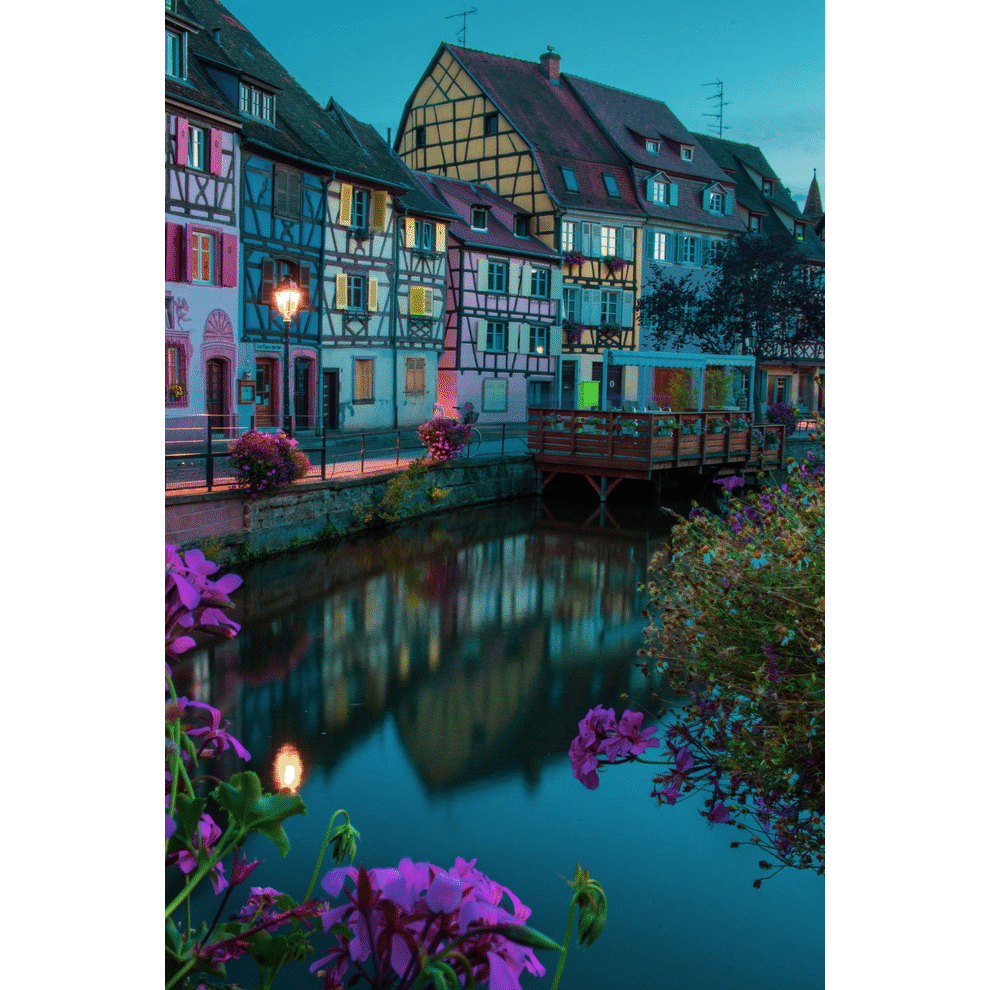 How to Stretch Image - Photoshop